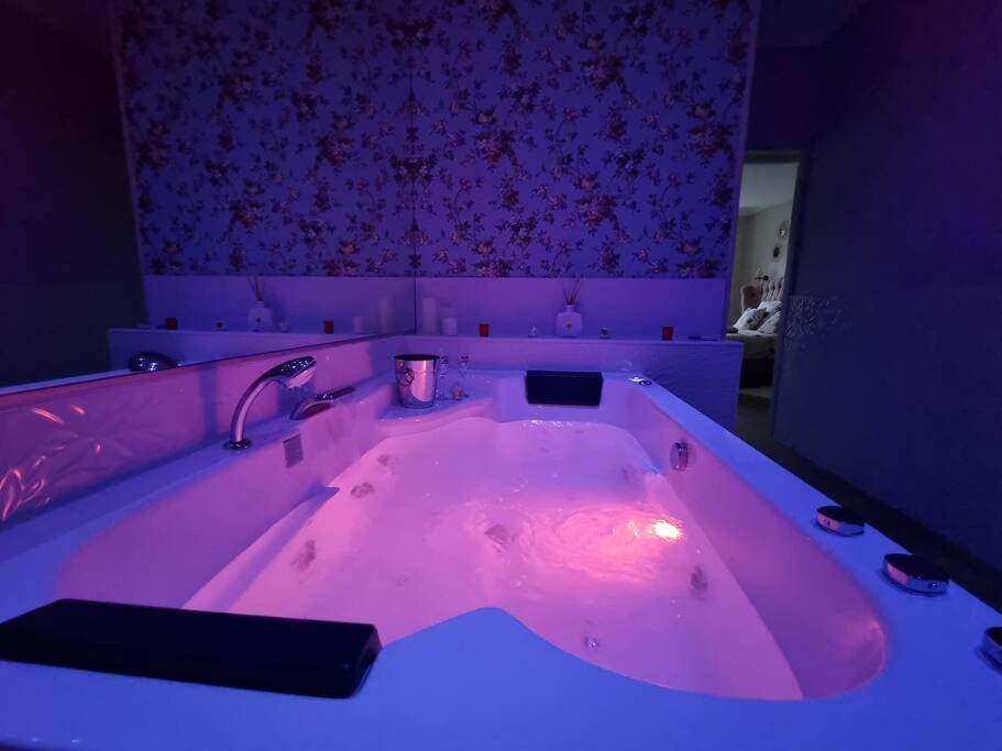La Bulle Romantique Calais Luaran gambar